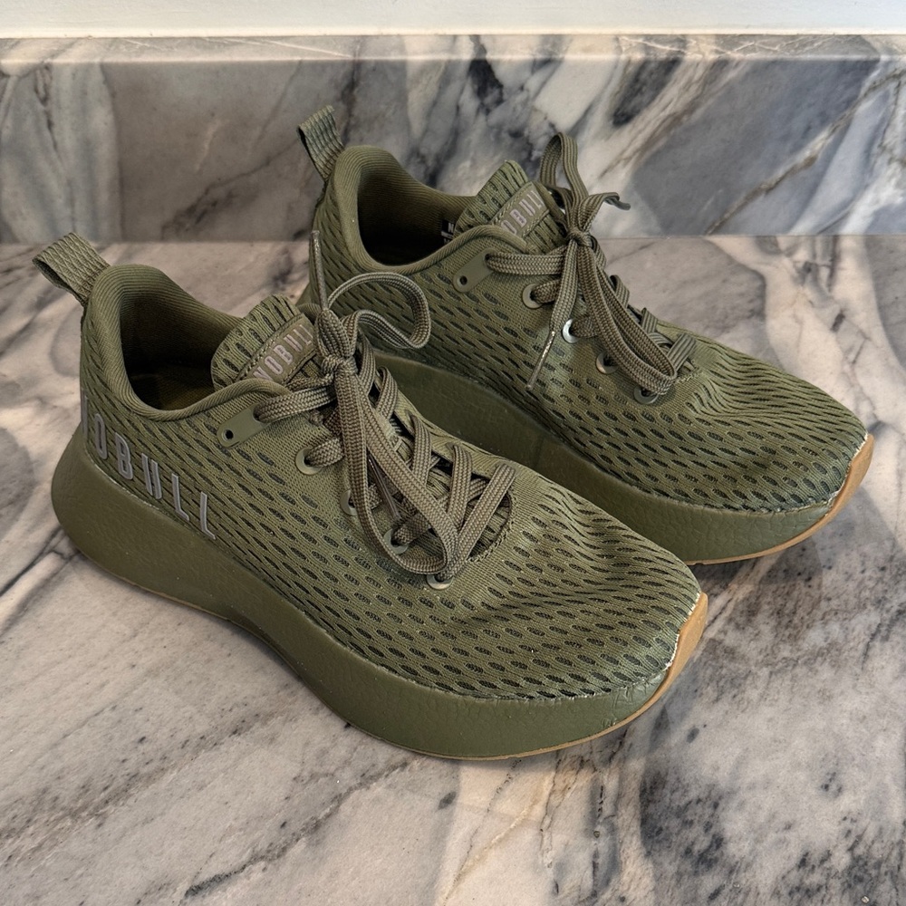 NOBULL Forest Green Training Shoes Men’s 7.5 - Women’s 9